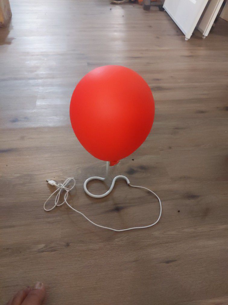 "IT" Movie Theme Balloon Lamp