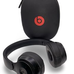 Beats Solo Pro A1881 Used W Case 