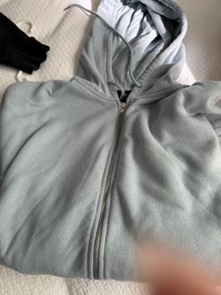 USED IN GREAT CONDITION..SIZE XL …$3 Dlls 