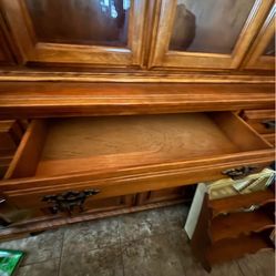 VINTAGE CHINA HUTCH 