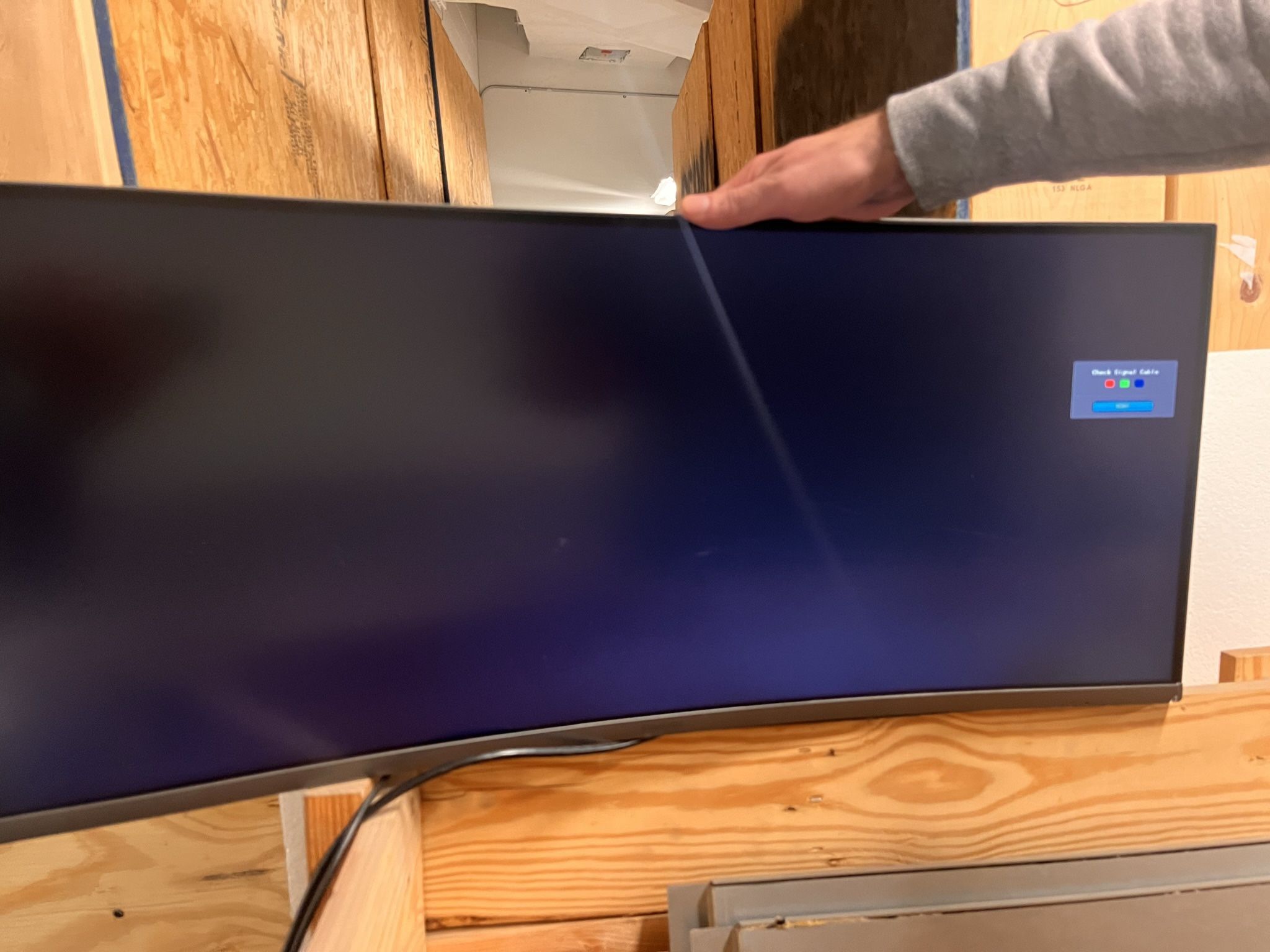 Dell Ultra SHARP 34” CURVeD MONITOR