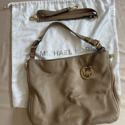 Michael Kors Essex Hobo Style Leather Bag