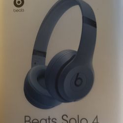 Beats Solo 4 