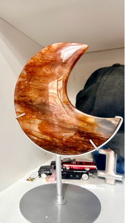 Large crystal moon