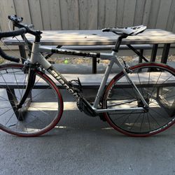 Bianchi Full carbon road Bike 1,000 OBO 