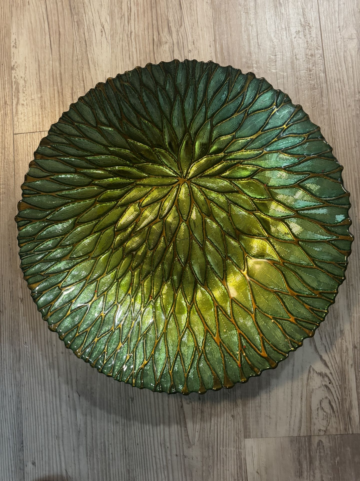 Large Green Textured Glass Decorative Charger Plate – 16” Round