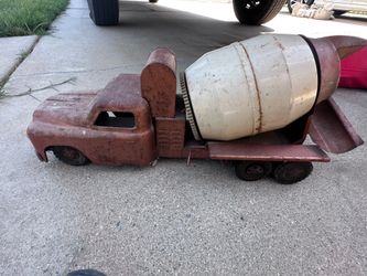 Vintage 1950s Ready-Mix Concrete truck