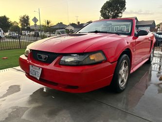 2000 Ford Mustang