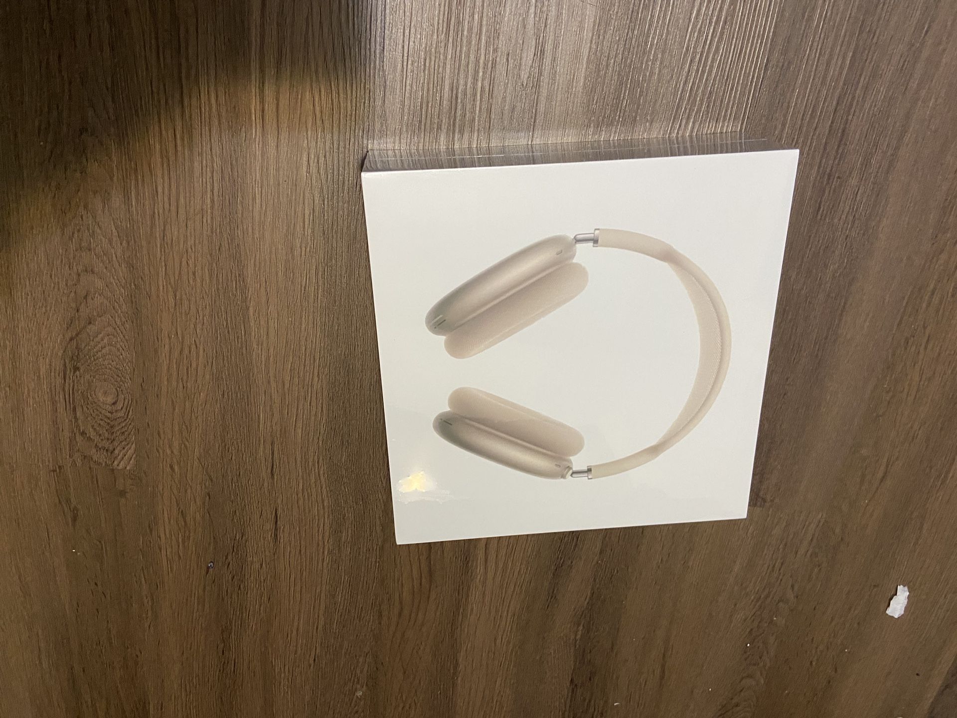 AirPod Max Starlight