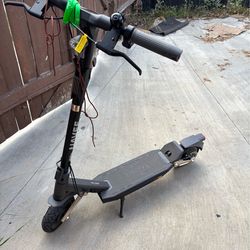 NAVEE st3 e scooter