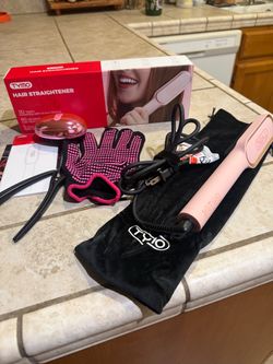 TYMO hair straightener
