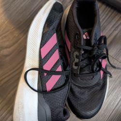 Used Adidas Cloud Form Kids Size 1