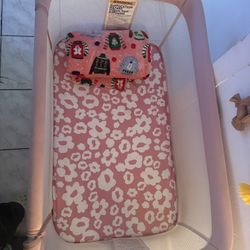 BabyBond Bassinet 