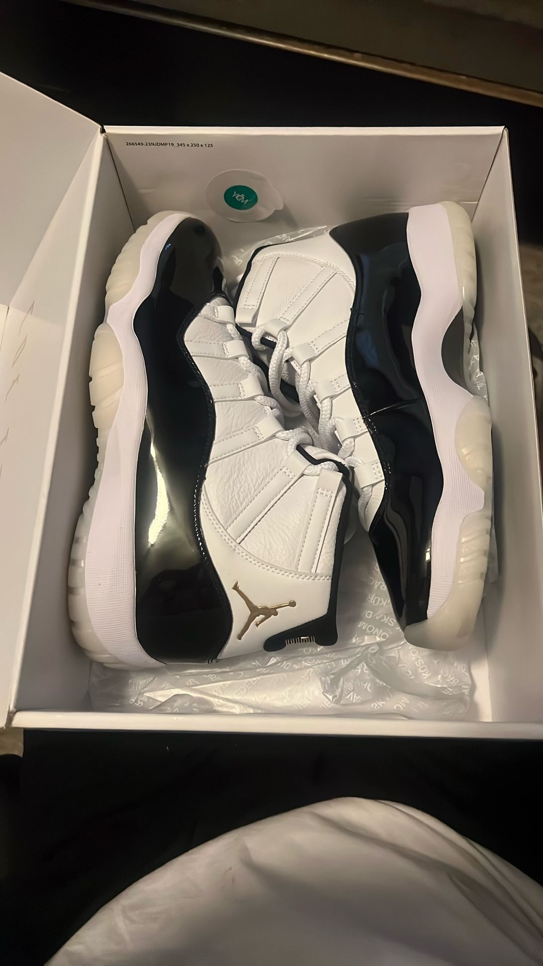 Jordan 11 “Gratitude”
