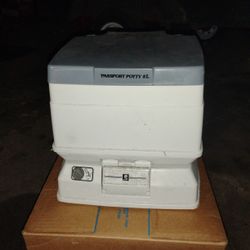 Portable Toilet 
