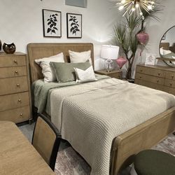 Rattan Queen Bedroom Set 