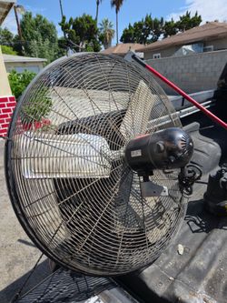Big ass fan  30in