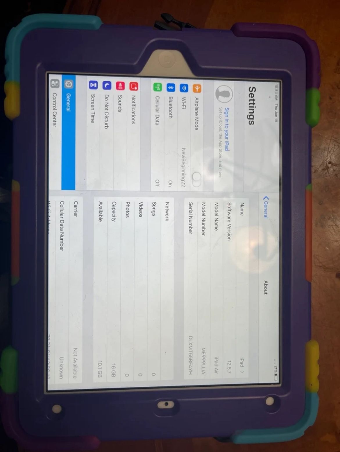 iPad Air 1st Gen cellular + WiFi
