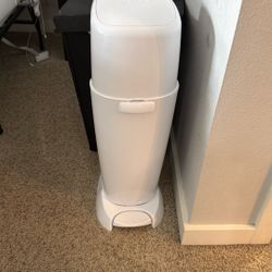 playtex Diaper genie complete pail