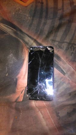Iphone 6 broken screen