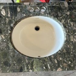Granite Bathroom Vanity Top w/ Sink – 37” x 22”
