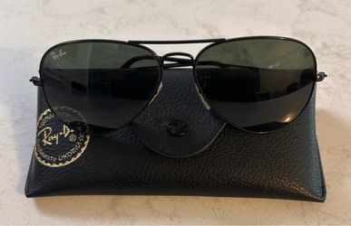 Ray-Ban Black Aviator Sunglasses with Case