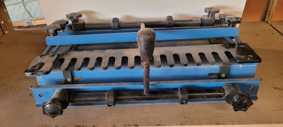Dovetail jig Rockler
