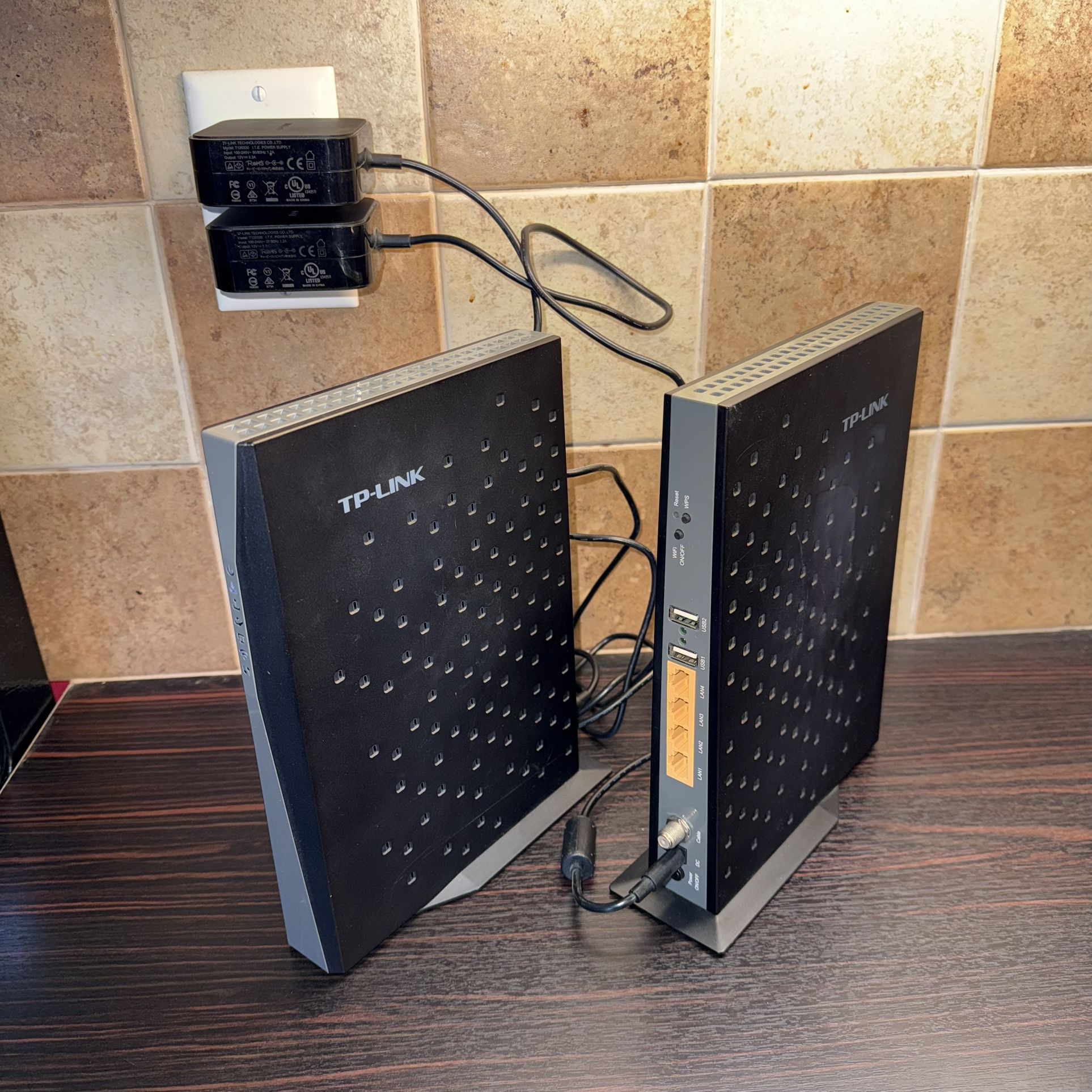 TP-Link Archer CR700 Wireless Modem & Router