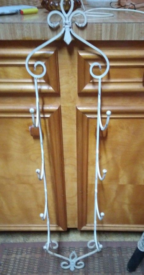 Iron Hanging Wine Rack