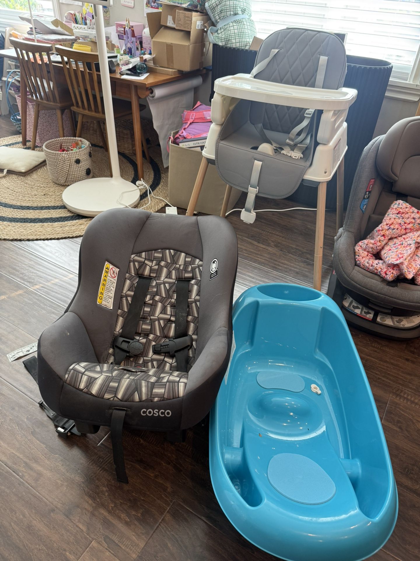 Baby Items High Chair, Bath Tub, Cosco Car Seat