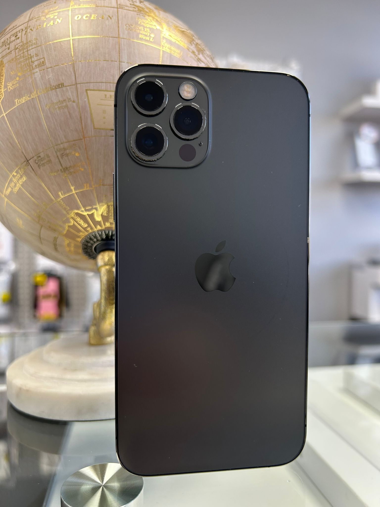 iPhone 12 And 12 pro Max Available Unlocked Like New With Warranty