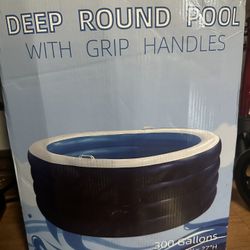 Deep Round Pool 