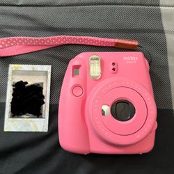Fujifilm Instax Mini 9, LIKE NEW $50 Comes With Marble Film.  Rarely Used 
