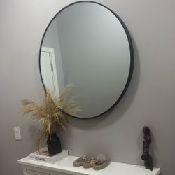 Beautiful Round And black Mirror 