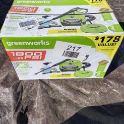 Greenworks 1800 Psi Pressure Washer And Surface Cleaner Package