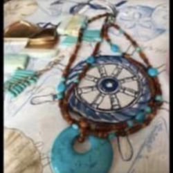 2 Vintage Necklaces Great Condition