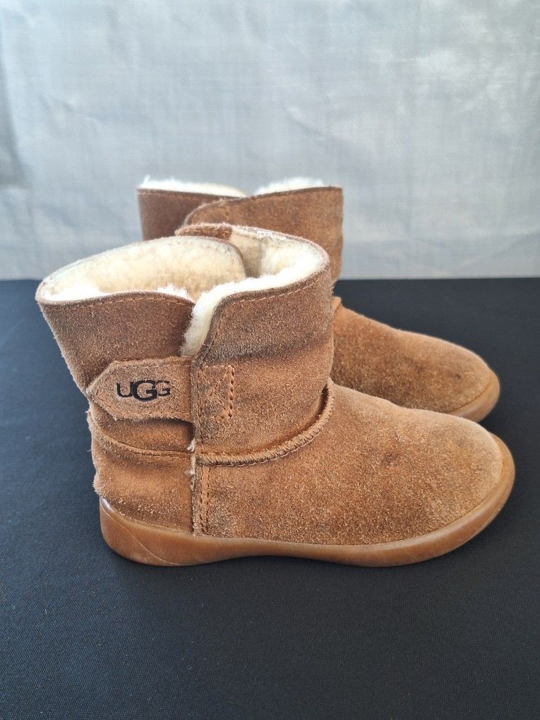 TODDLER UGG BOOT KEELAN CHESTNUT ORIGINAL 1096089T