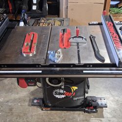 SawStop 10" Cabinet Saw
