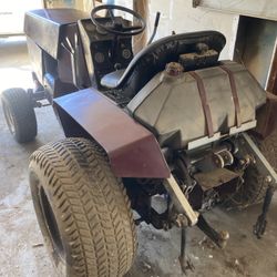 Graverly 900 Tractor And Lawnmower