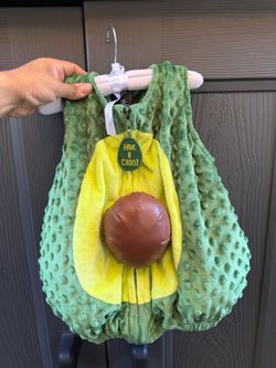 Baby Avocado Halloween Costume size :24 M