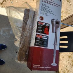 Husky Electric Jack Whit Control