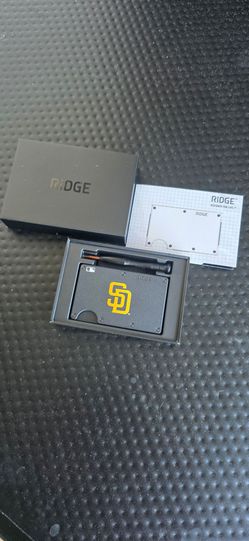 Ridge wallet padres