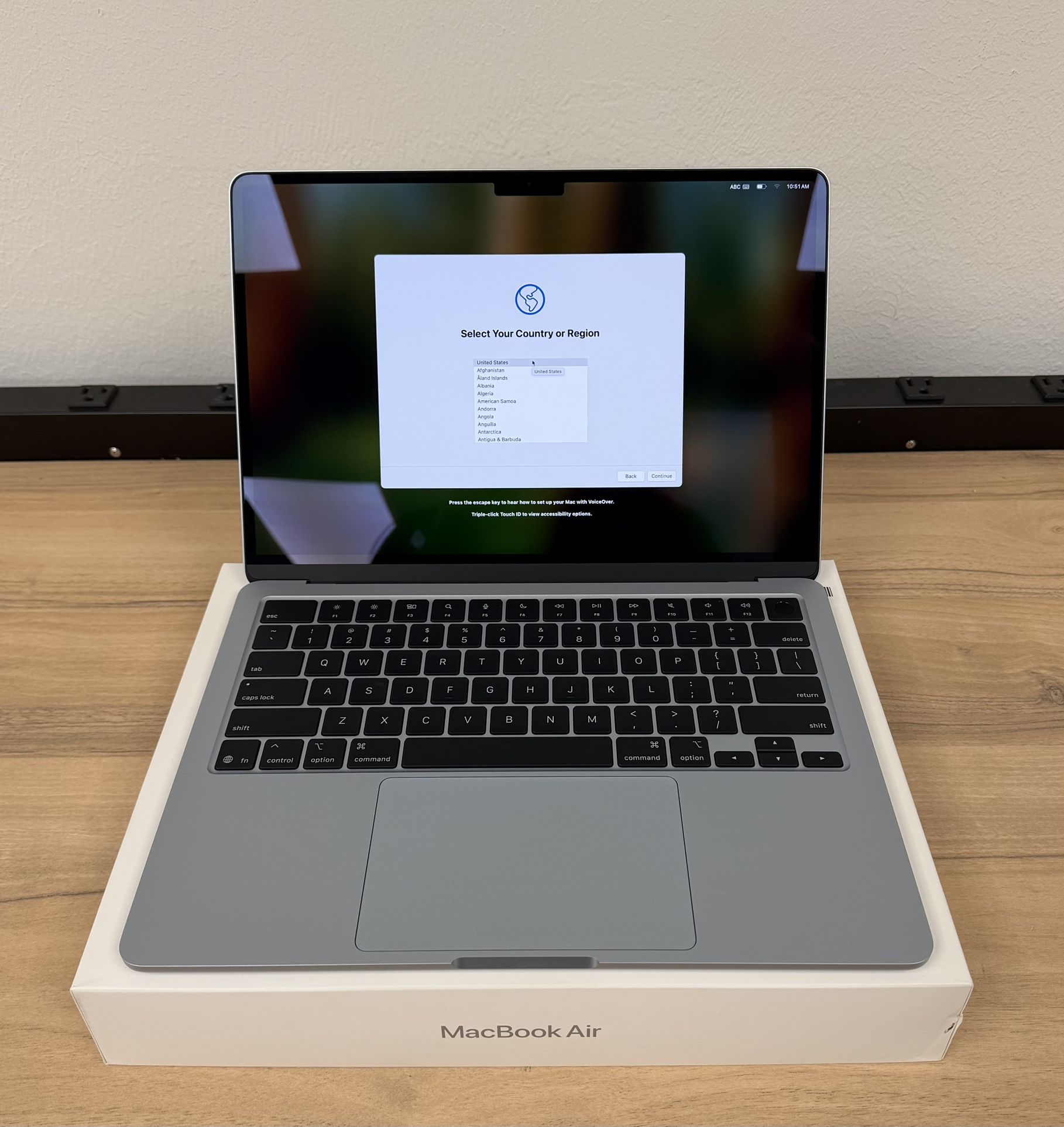 13" MacBook Air M4 10 Core*500GB SSD*24GB RAM