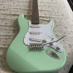 Fender Squire Affinity Strat
