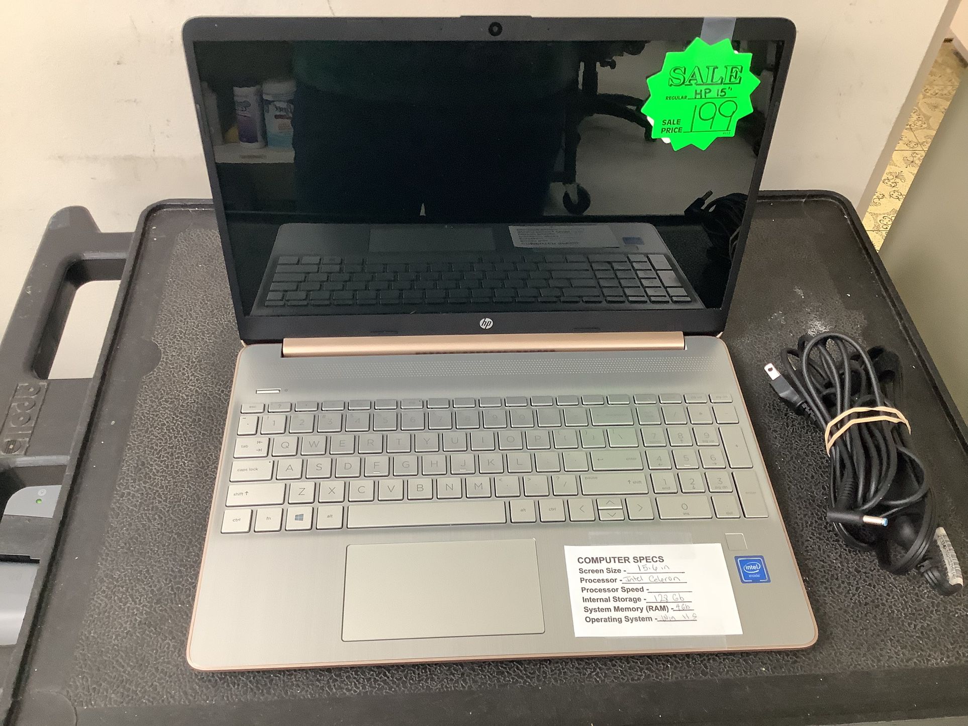 HP Laptop $199 (Rj Cash Pawnshop 2505 NW 183rd St)