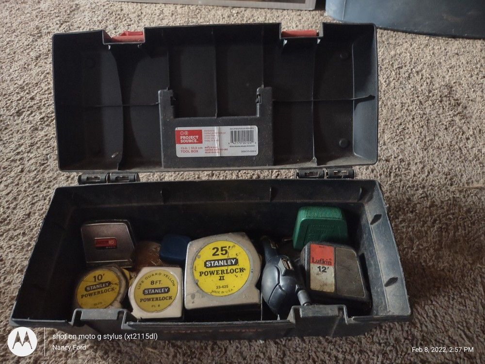 9 Multi-length Tape Measures With A Toolbox