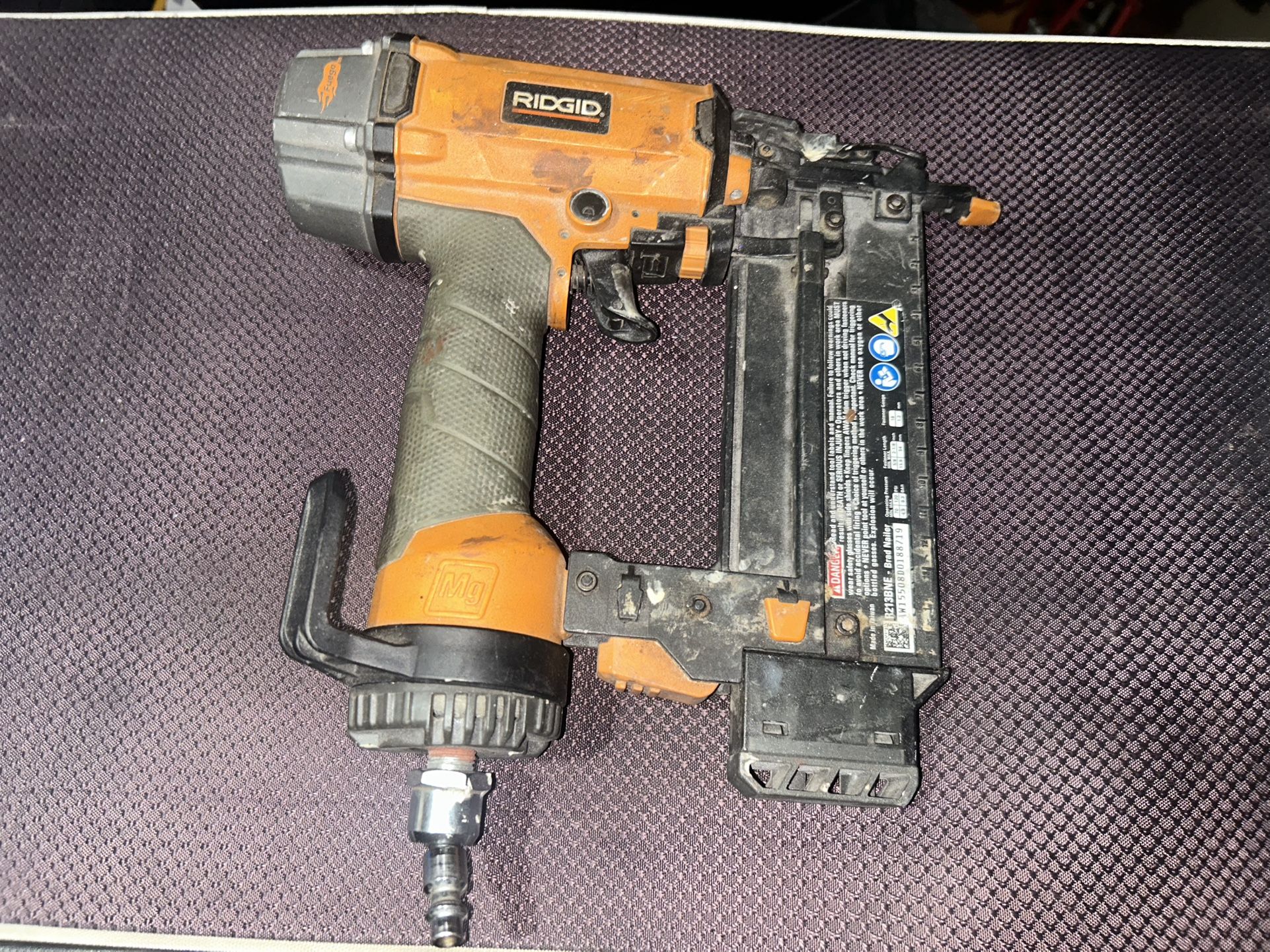 USED - RIDGID Model R213BNE BRAD NAILER