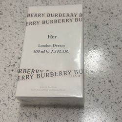 Burberry Her Perfume 