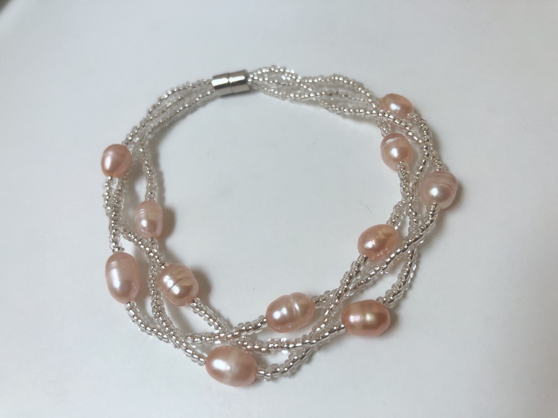 Freshwater pearl bracelet