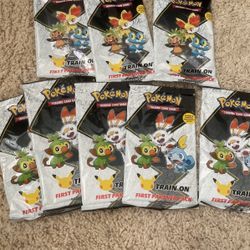 8 Pokémon First Partner Packs